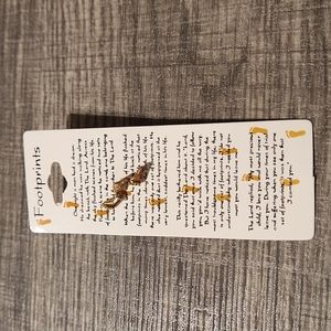 🎉3/$10🎉 Footprints In The Sand